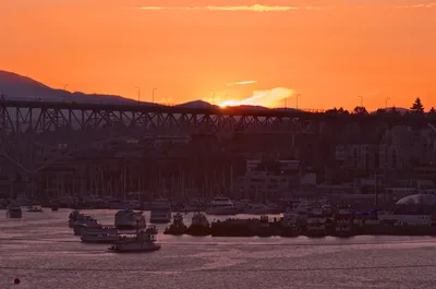 Sunset over Aurora Bridge